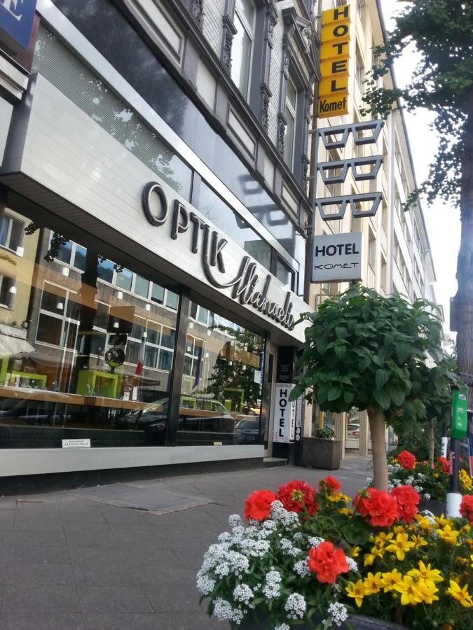 Hotel Komet Дюселдорф Екстериор снимка
